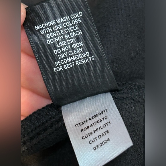 Torrid Black Faux Leather Skirt Size 16 - Picture 9 of 9